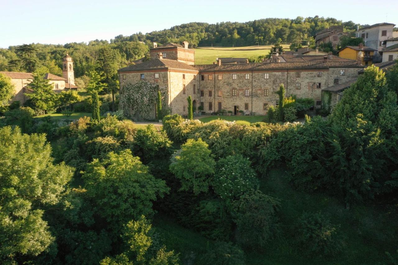 Bed and Breakfast Il Castello di Tassara Esterno foto