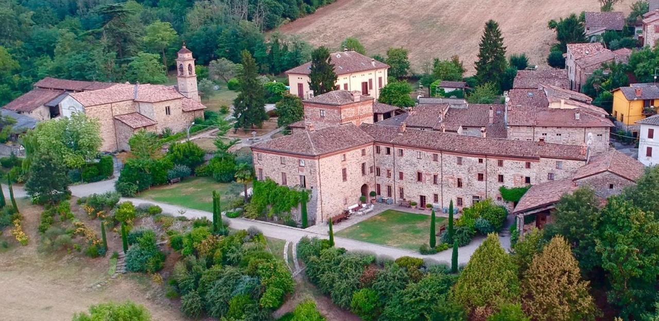 Bed and Breakfast Il Castello di Tassara Esterno foto