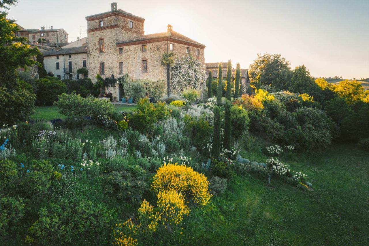 Bed and Breakfast Il Castello di Tassara Esterno foto